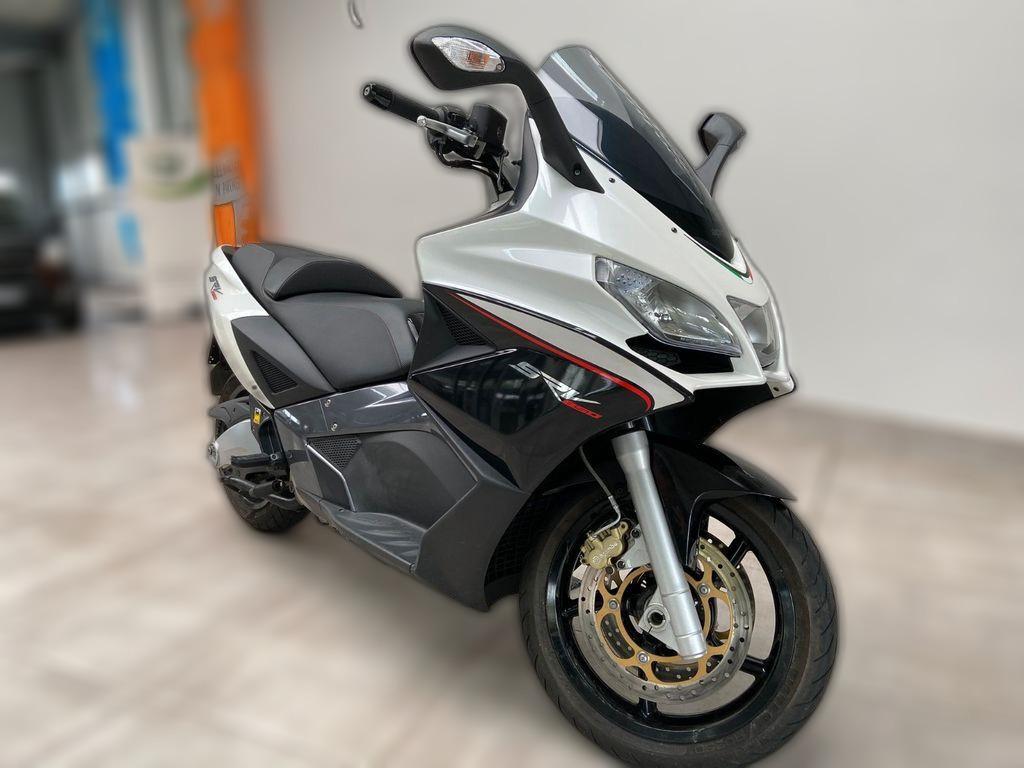 APRILIA  SRV 850 Akrapovic Scheckheft Navi J.Costa Variom