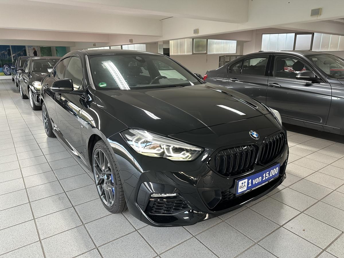 BMW 218 Gran Coupé M Sport LED PannodachFondscheiben abgedunkel