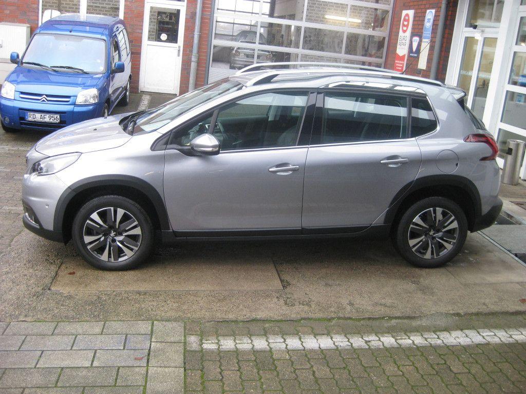 PEUGEOT 2008 1.2 Pure Tech Allure 110 ++AUTOMATIK++NAVI+